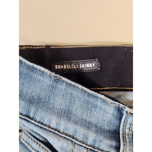 Torrid Jeans Womens  Bombshell Skinny Destructed‎ Distressed size 14R - Picture 4 of 8